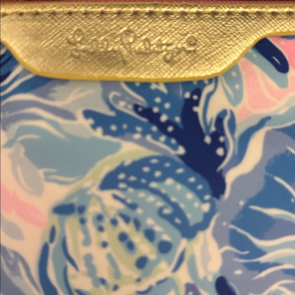 Lilly Pulitzer key chain coin purse and I’d holder - Picture 3 of 3